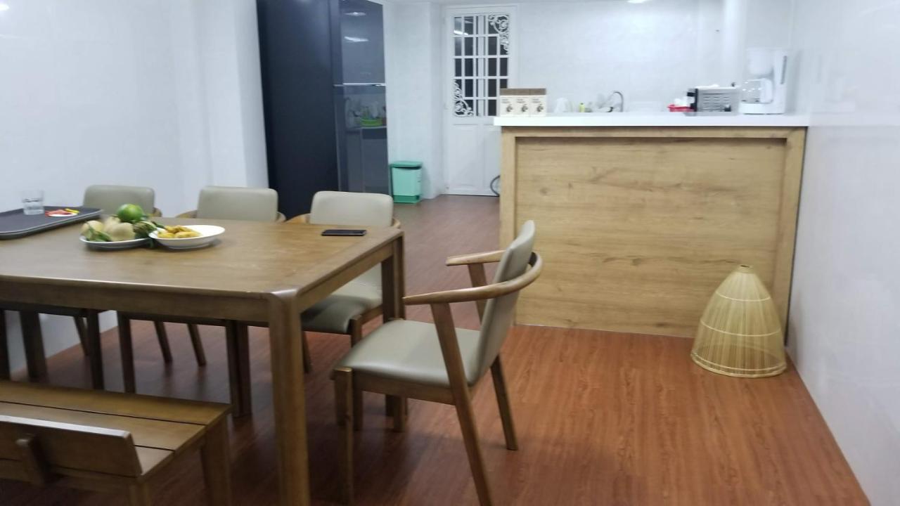 The Roost Hostel โฮจิมินห์ซิตี้ ภายนอก รูปภาพ