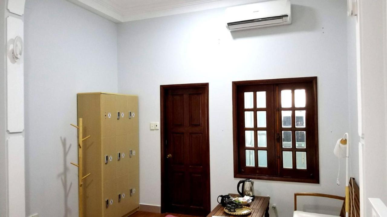 The Roost Hostel โฮจิมินห์ซิตี้ ภายนอก รูปภาพ