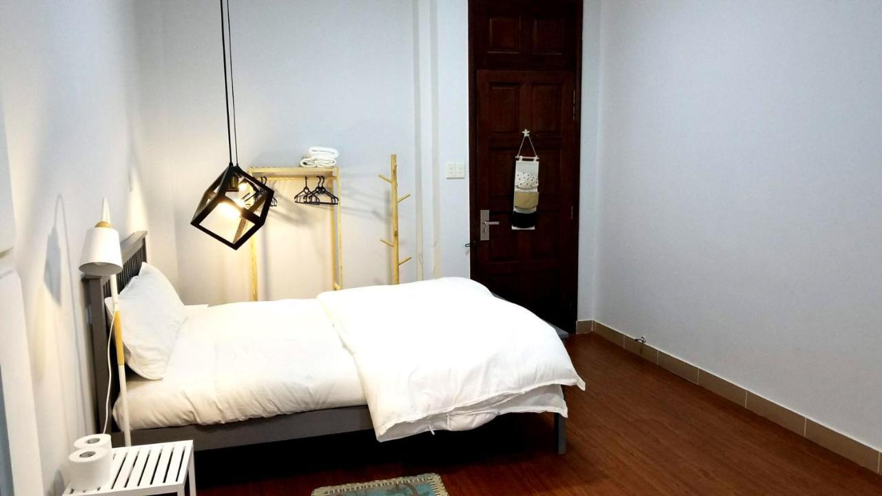 The Roost Hostel โฮจิมินห์ซิตี้ ภายนอก รูปภาพ